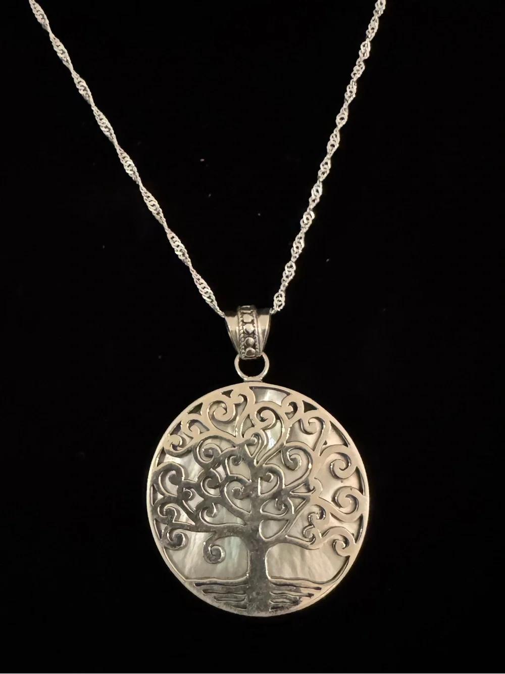 Sterling Silver Tree of Life Pendant Necklace - with mother‎ of Pearl 18” chain